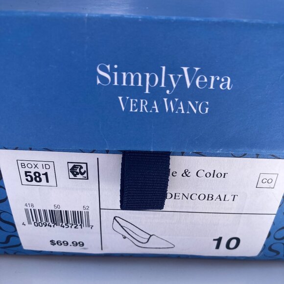 Vera Wang Women's Blue Courts - Picture 6 of 12